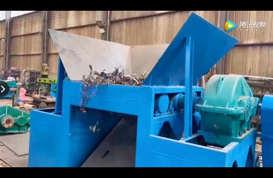 鐵屑粉碎機設備作業視頻展示
