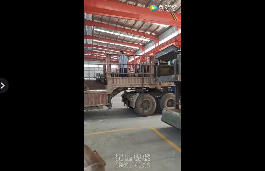 廢鋼破碎機1600型設備發往西寧視頻