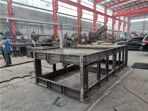 <a href='http://www.sbd110.com/psxl/4.html' target='_blank'><span>廢鋼破碎機</span></a>設備客戶現場考察