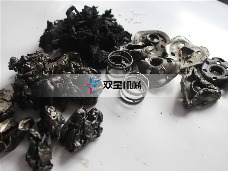 機油濾芯粉碎機設備多少錢？一套設備有多少錢？