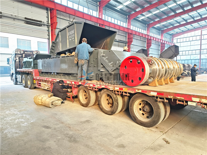 2000型廢鋼破碎機設備發貨