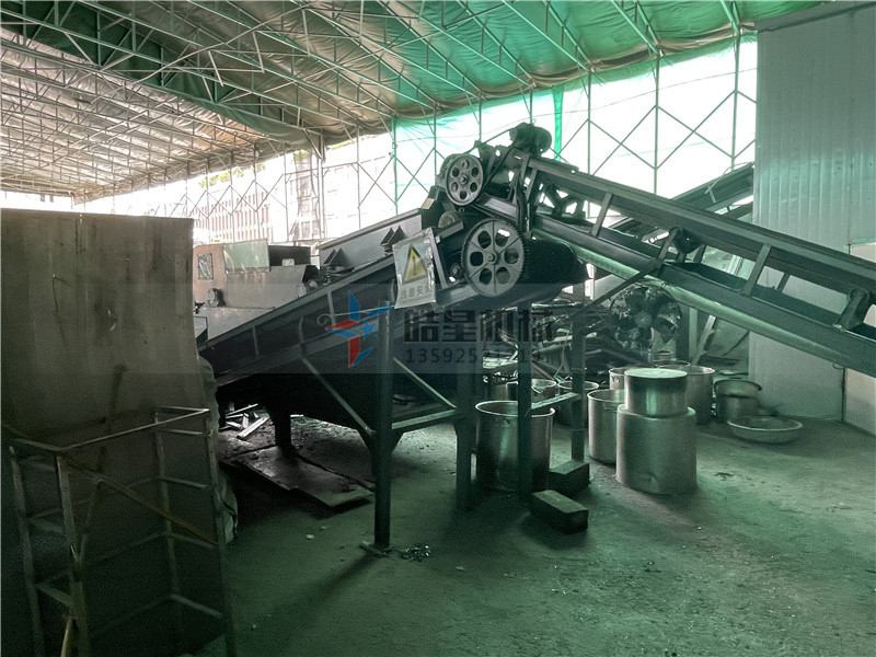 廢鋼破碎機加工廢金屬都需配置什么設備